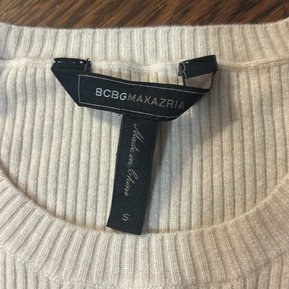 BCBGMaxAzria Cream Bell Sleeve Blouse - Picture 3 of 8